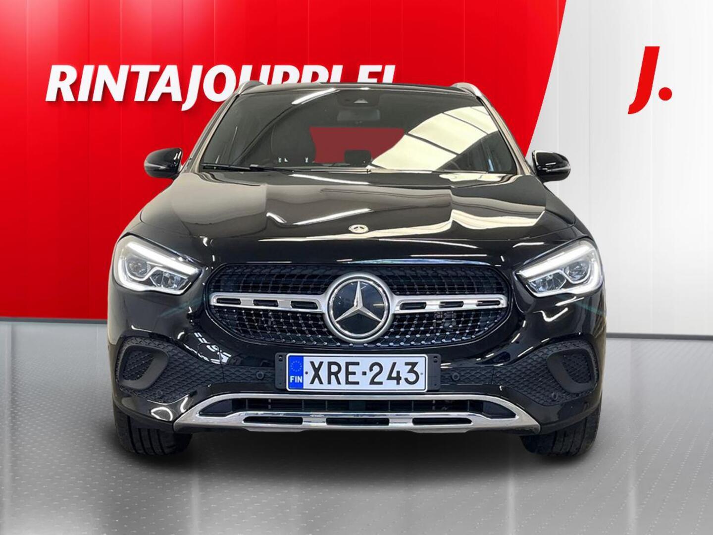 MERCEDES-BENZ GLA 3