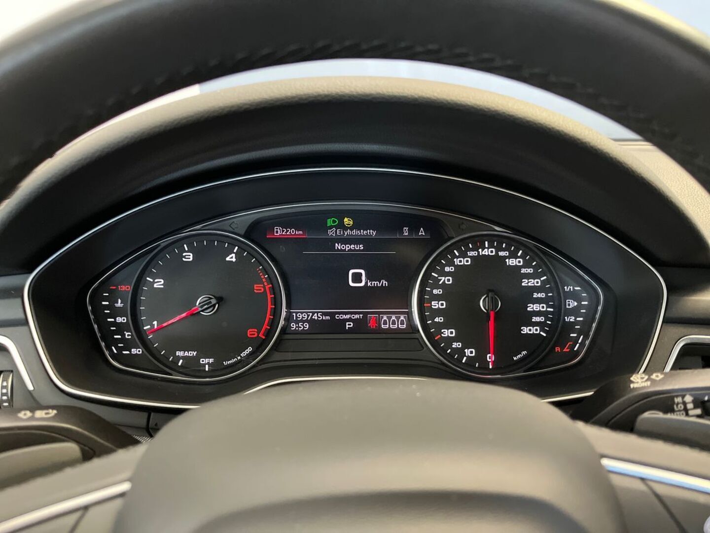 AUDI A4 2021