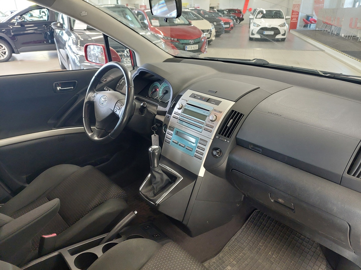 TOYOTA Corolla Verso 2009