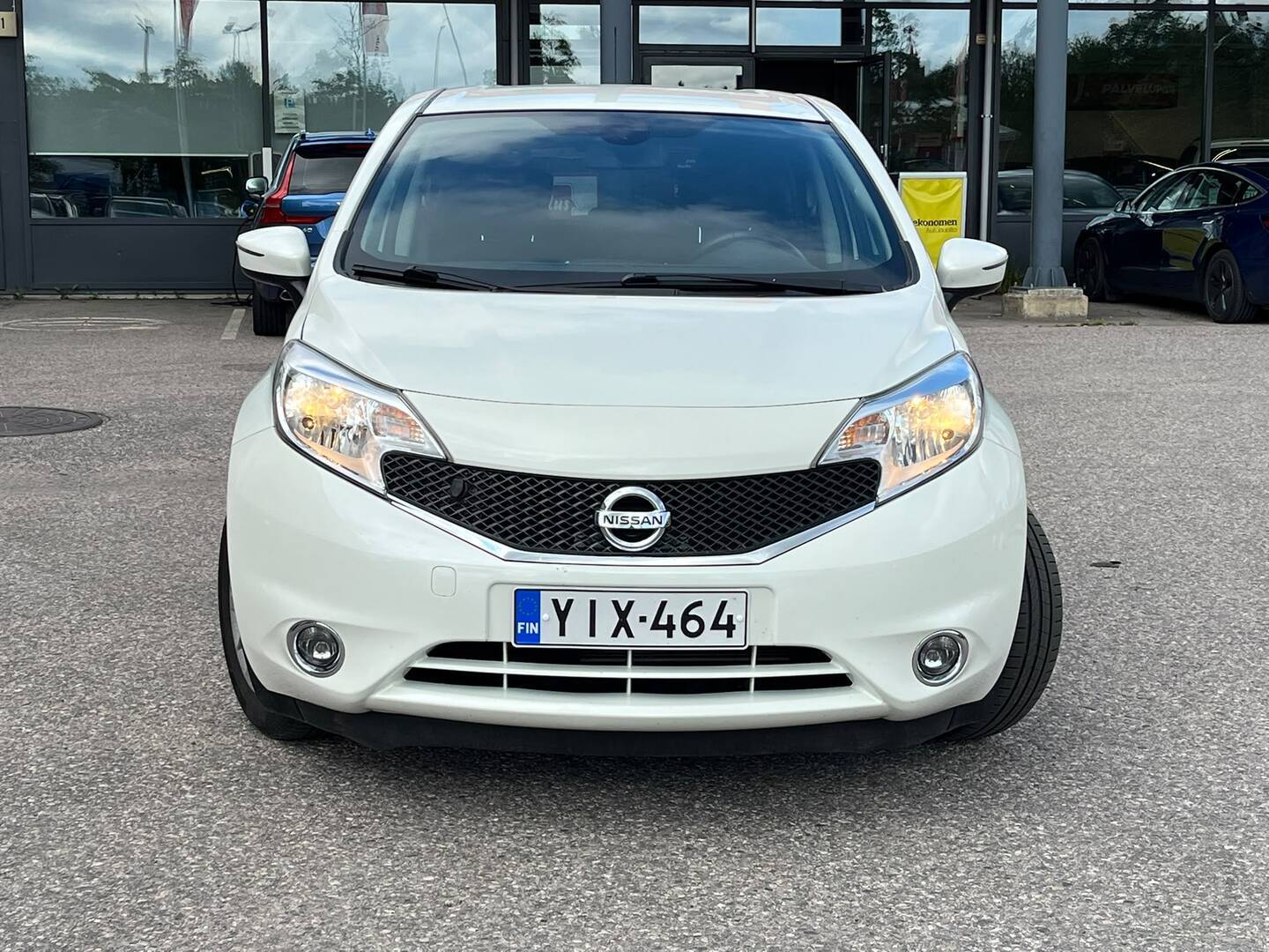 NISSAN Note 2015