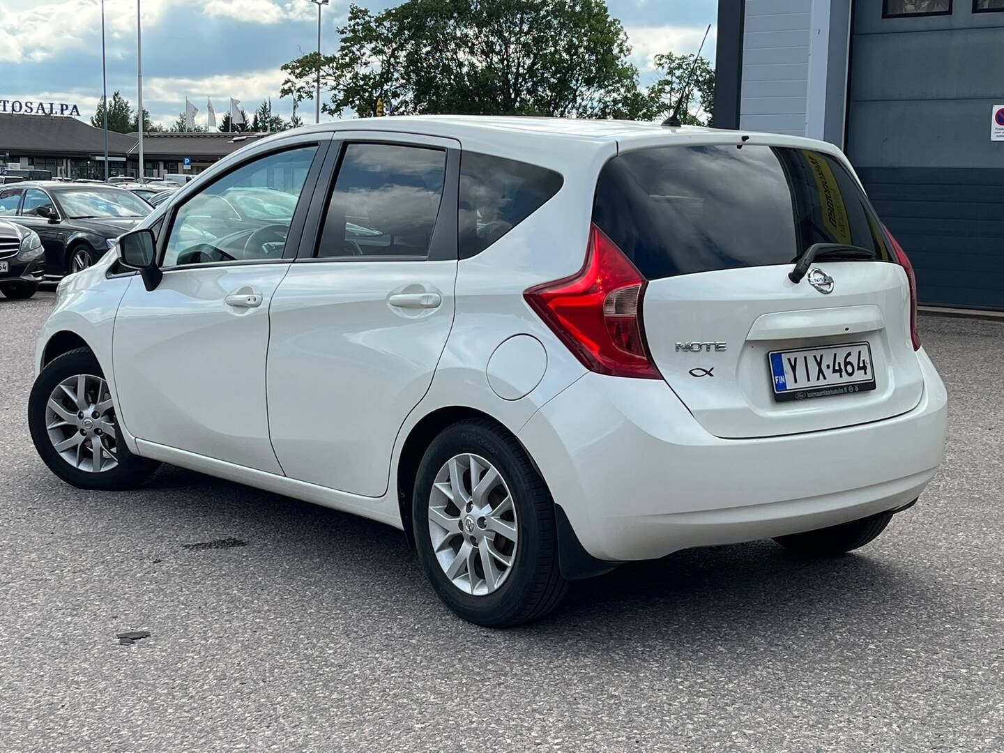 NISSAN Note 2015