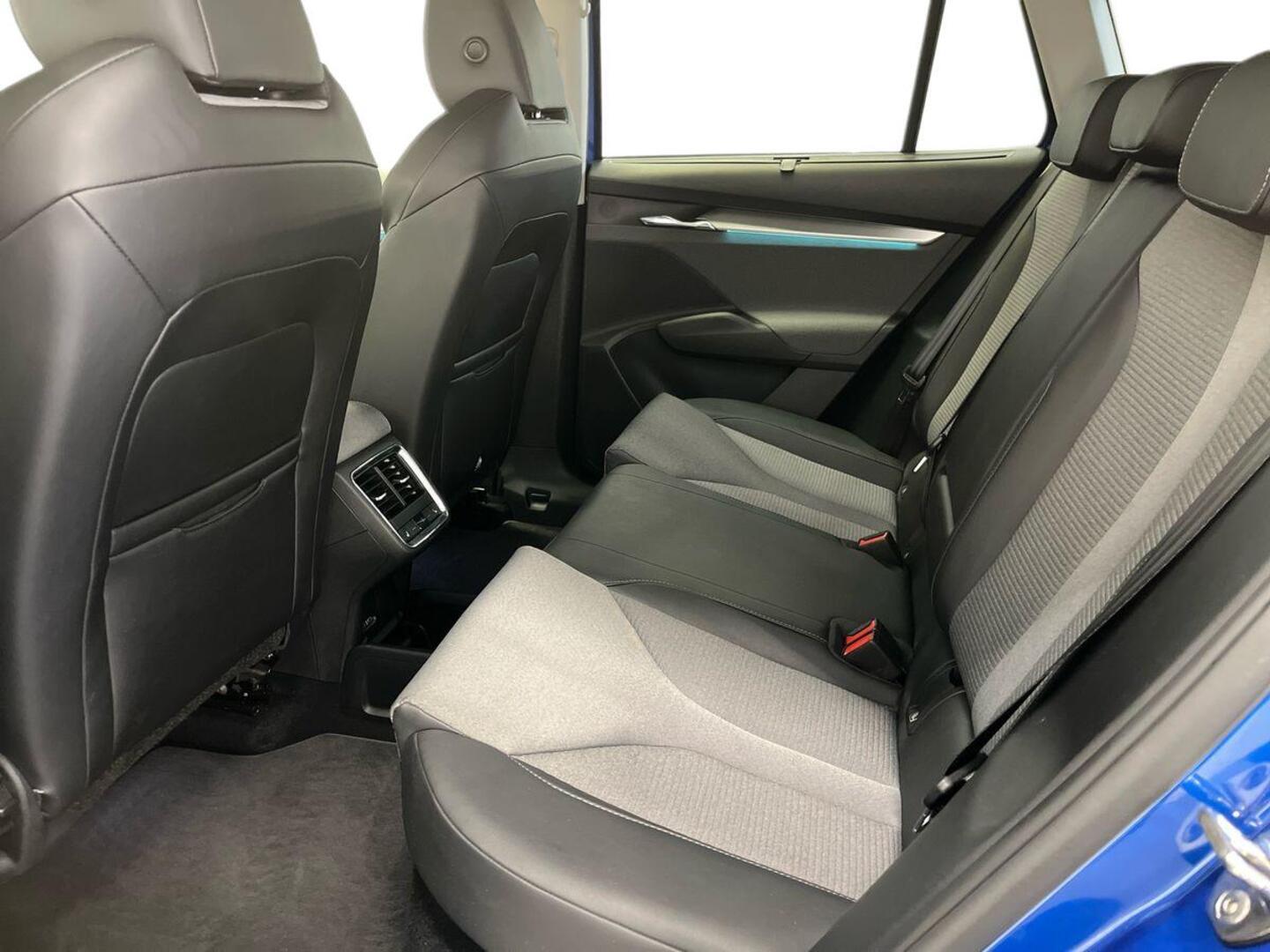 SKODA Enyaq 2022