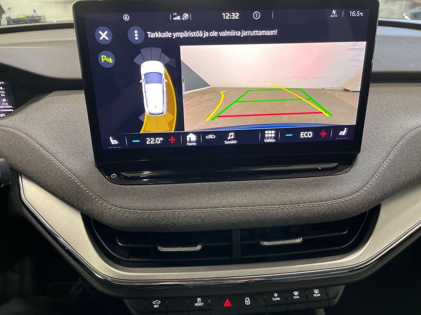 SKODA Enyaq 2022