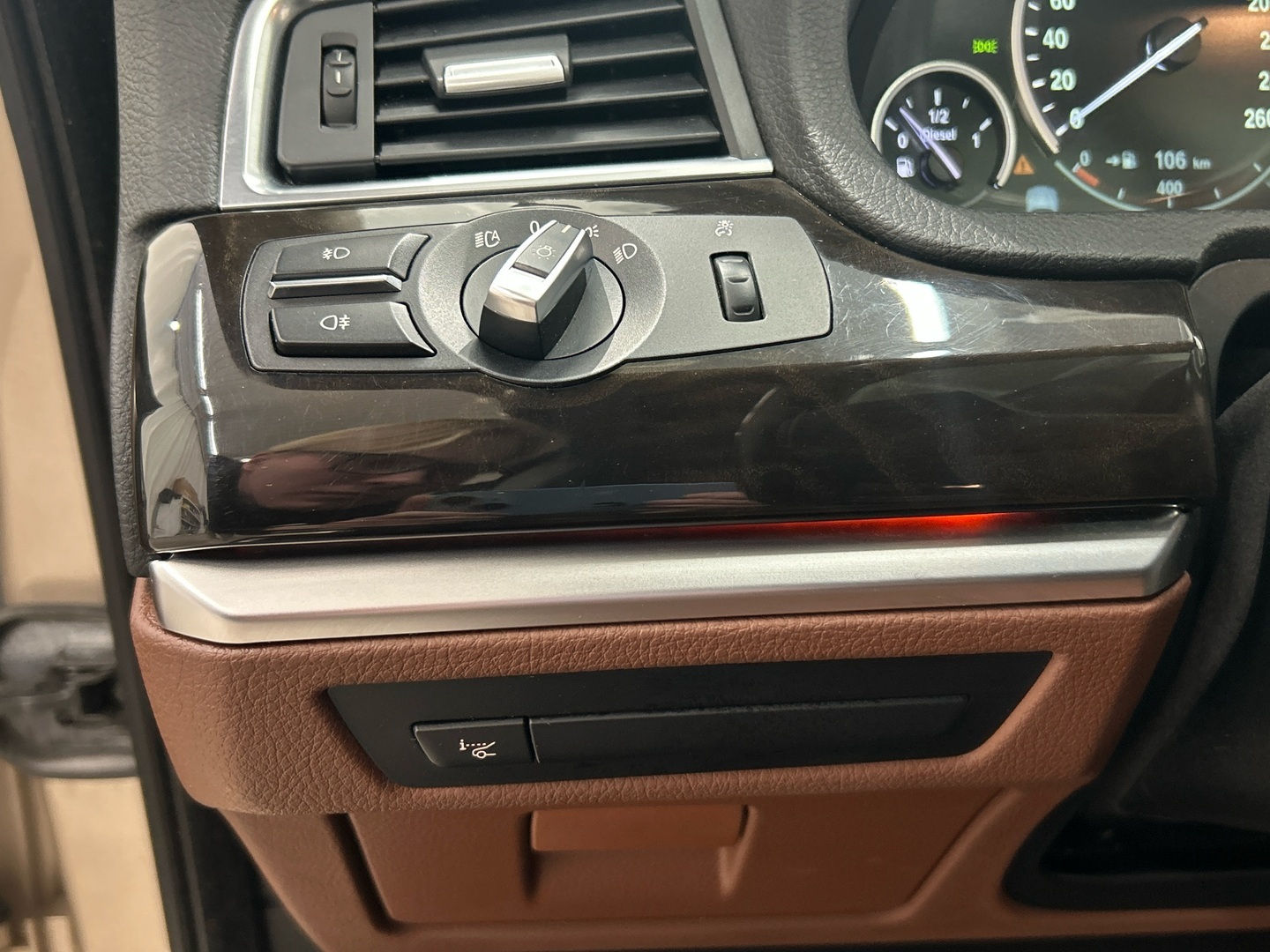 BMW 530 GRAN TURISMO 2011