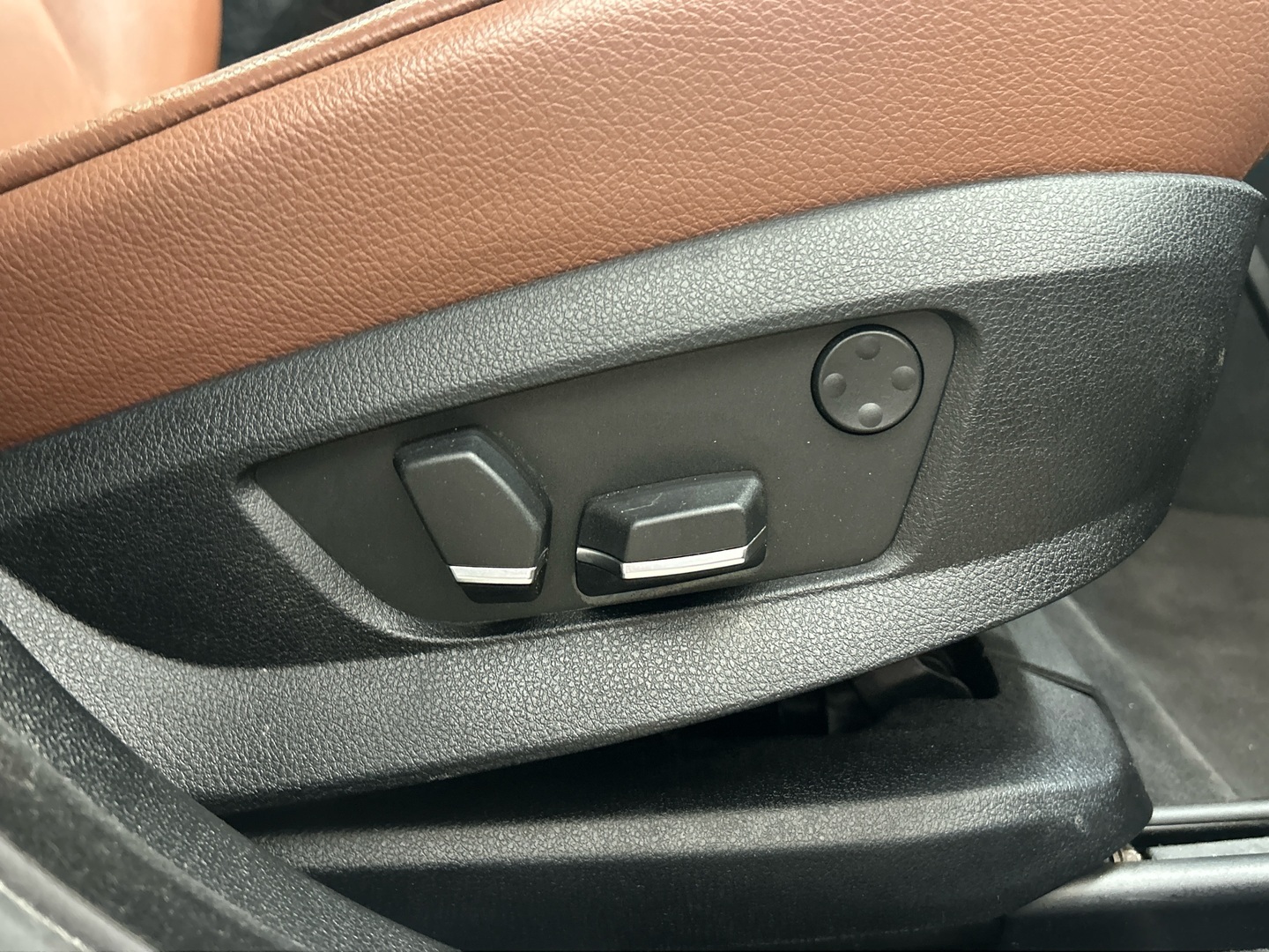 BMW 530 GRAN TURISMO 2011