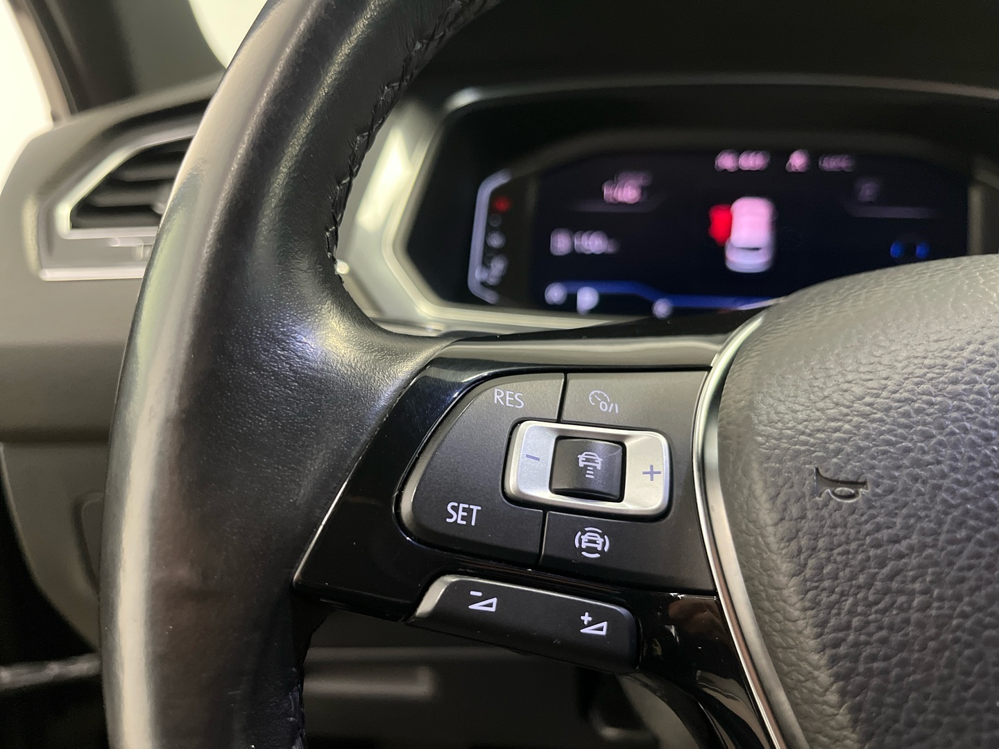 VOLKSWAGEN Tiguan Allspace 2021