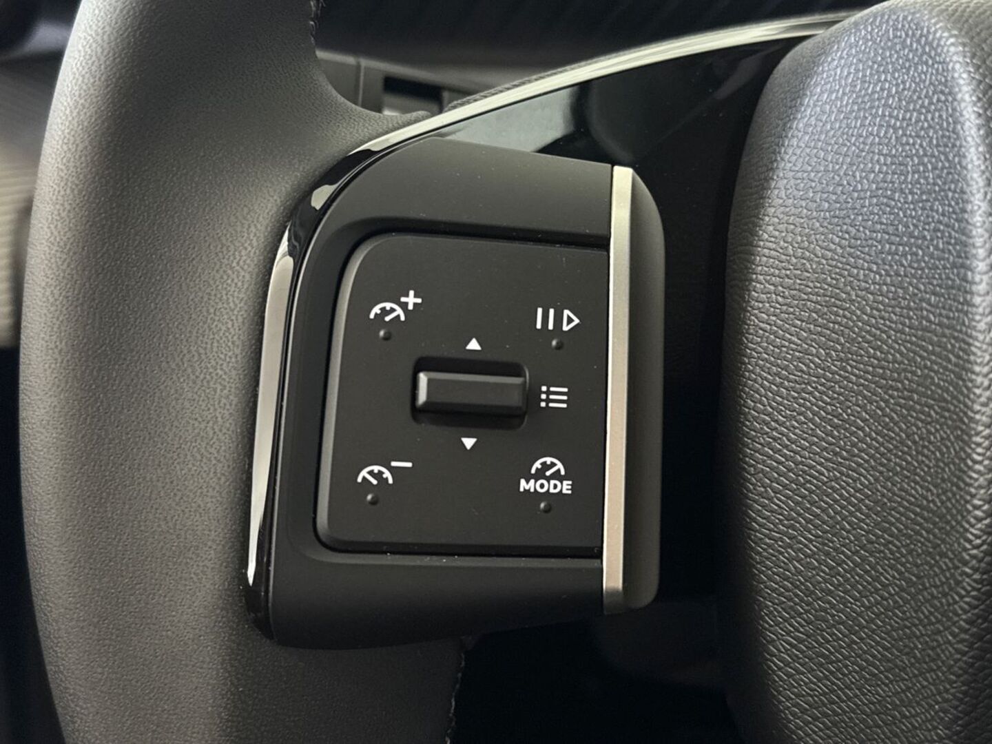 CITROEN e-C3 Aircross 2025