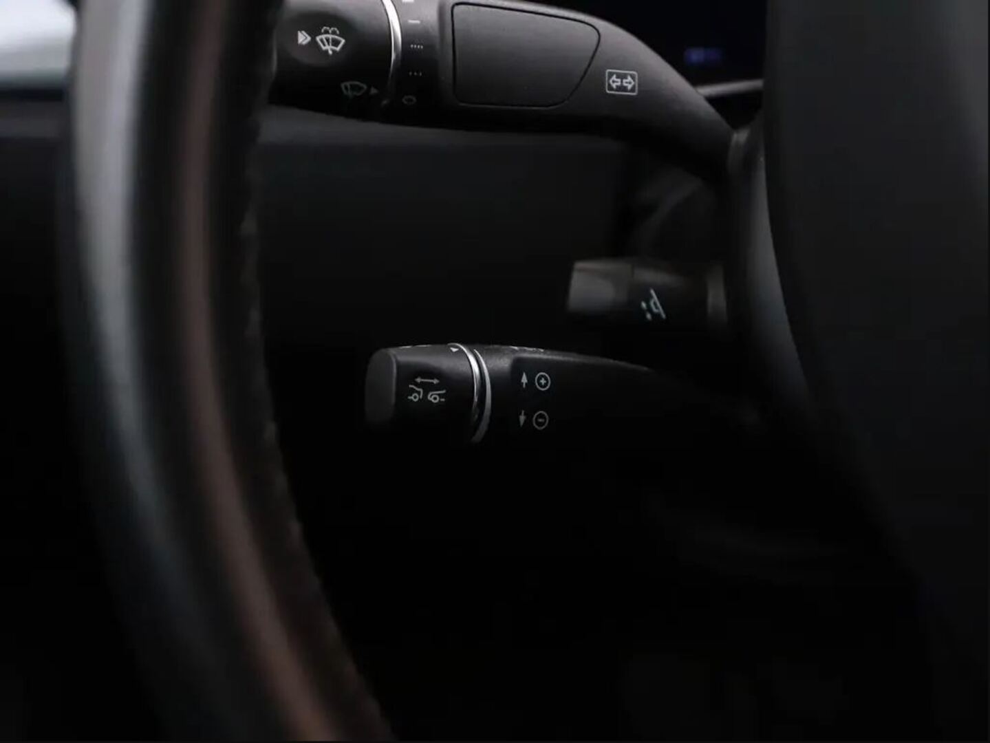 TESLA Model S 2019