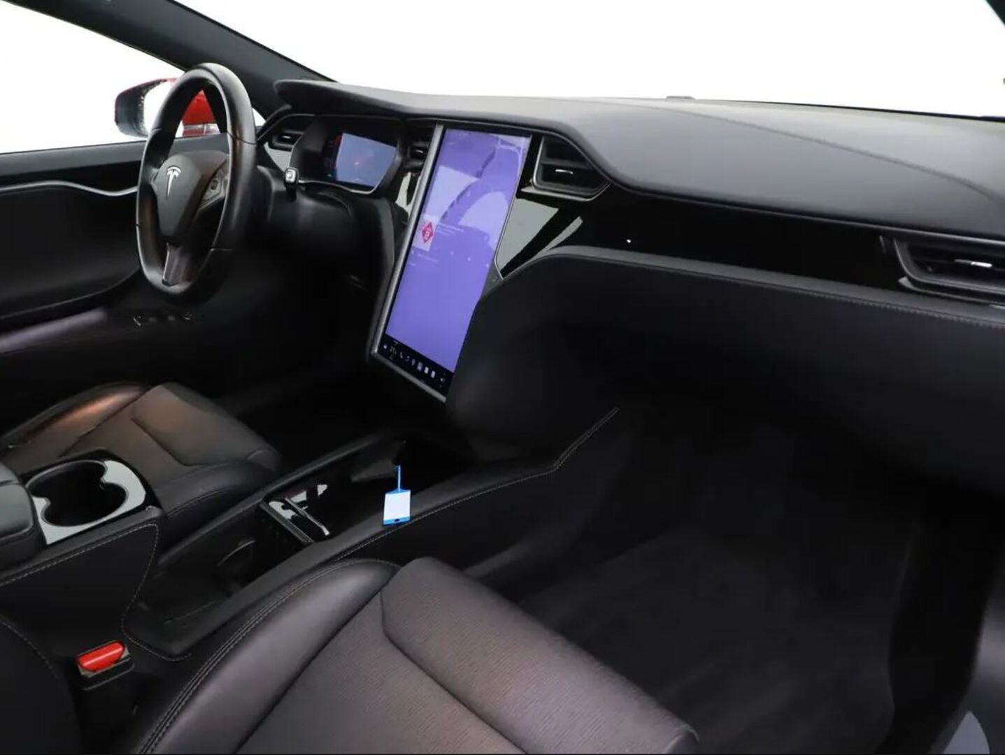 TESLA Model S 2019