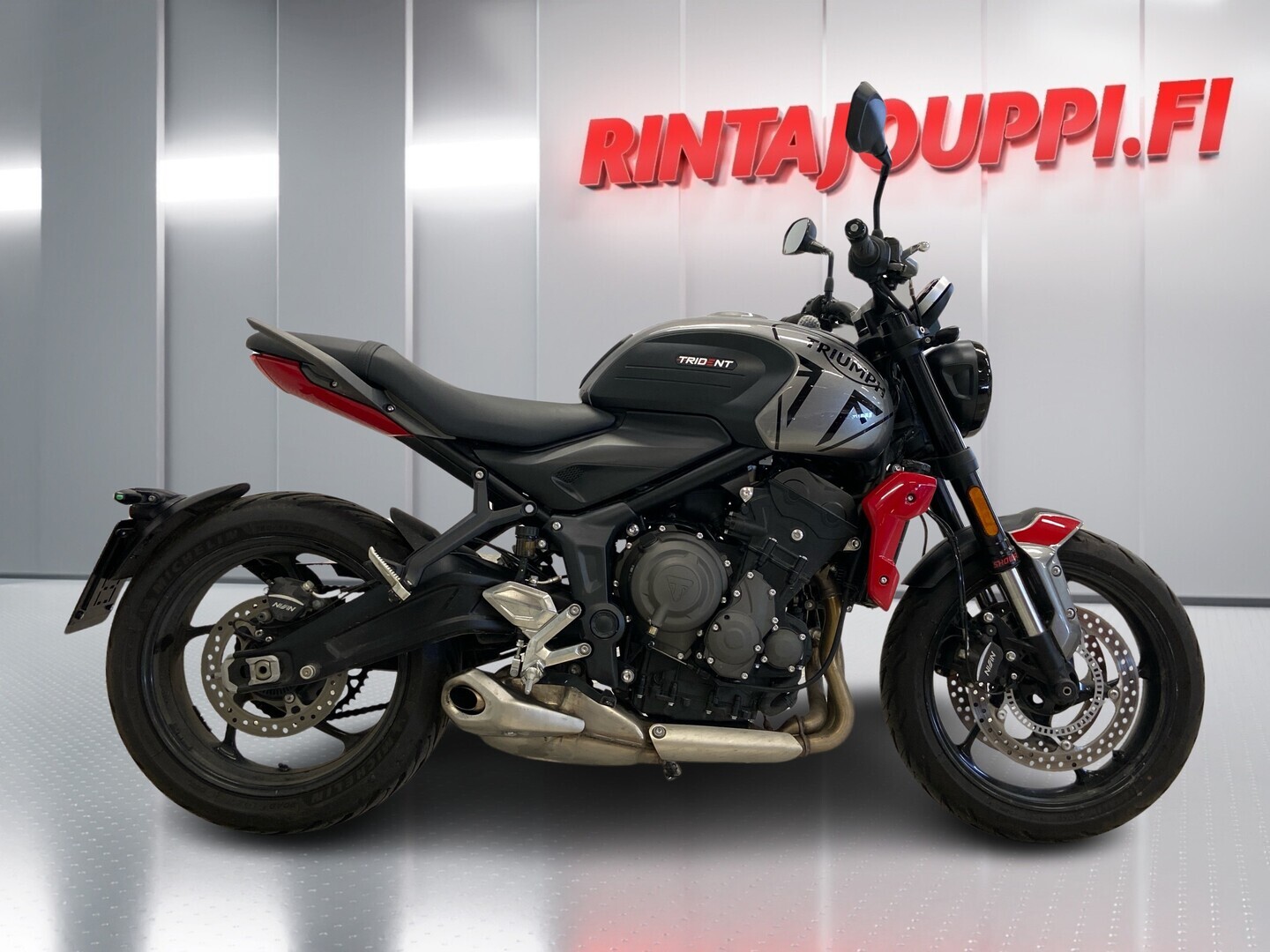 TRIUMPH TRIDENT 2021