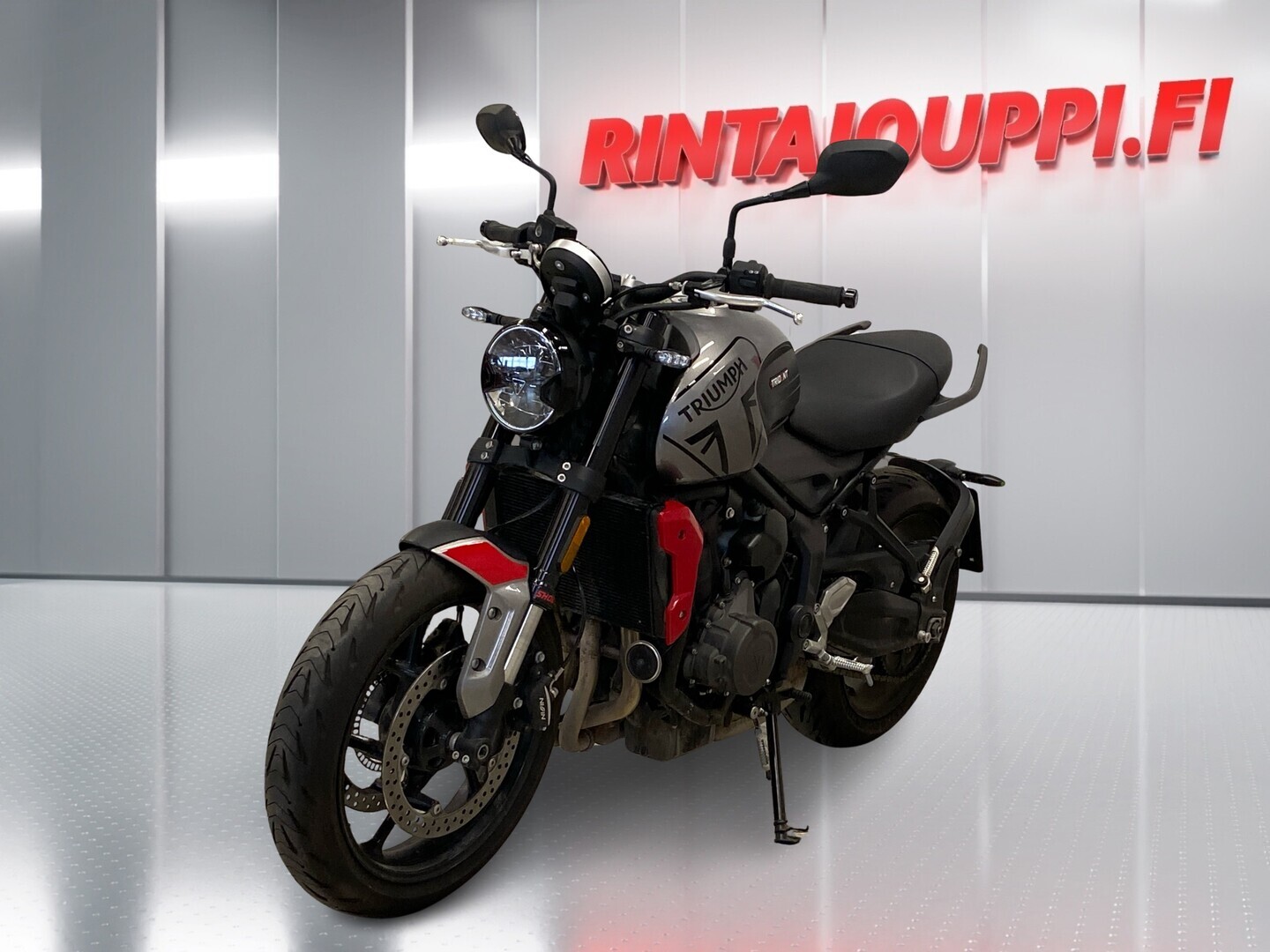 TRIUMPH TRIDENT 2021