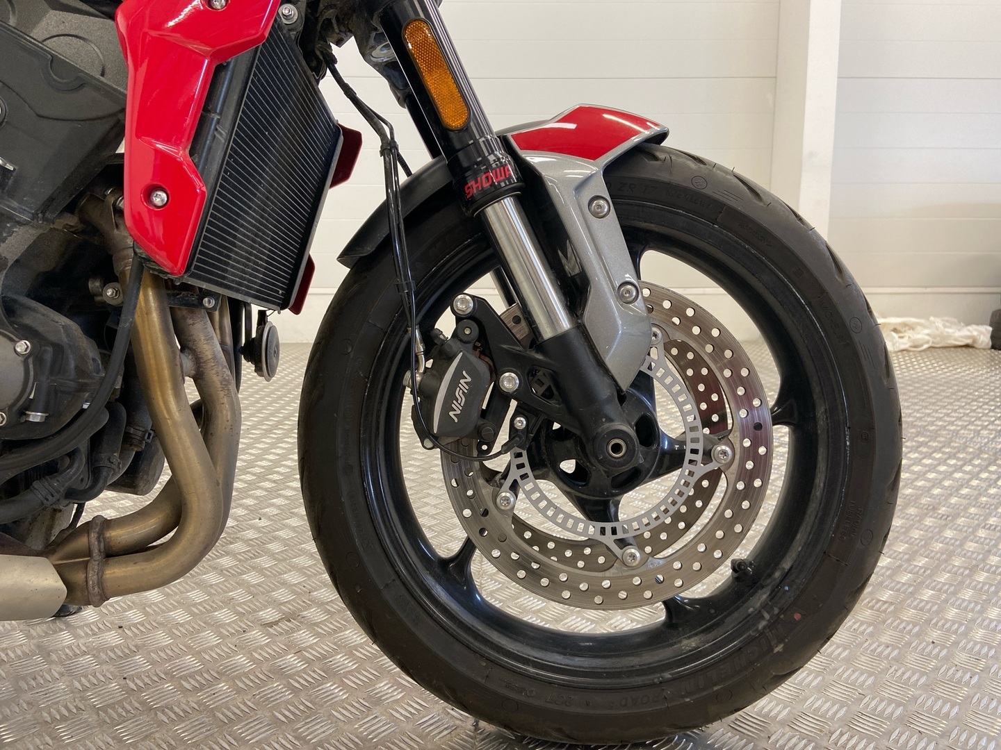 TRIUMPH TRIDENT 2021