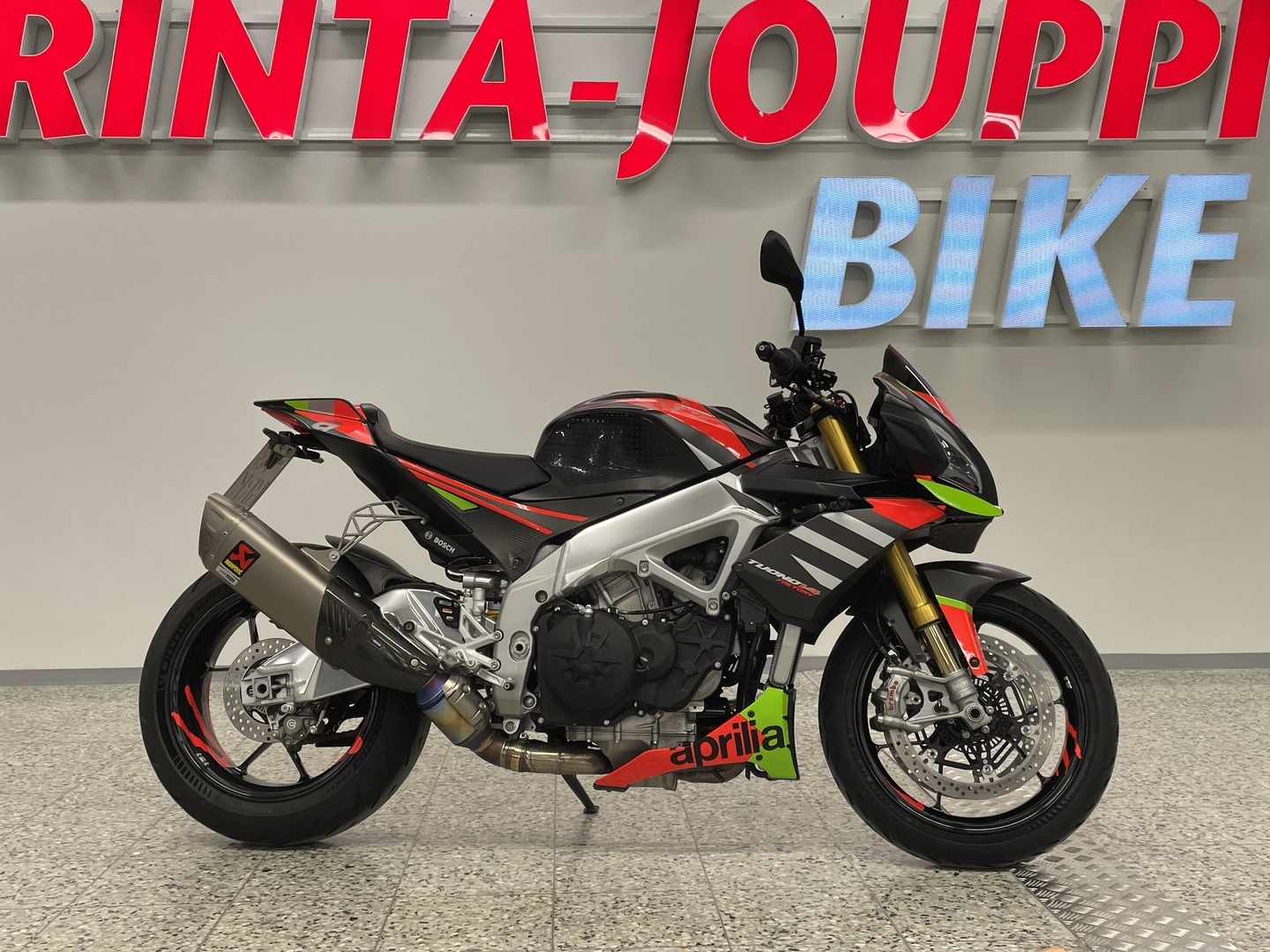 APRILIA TUONO 2022