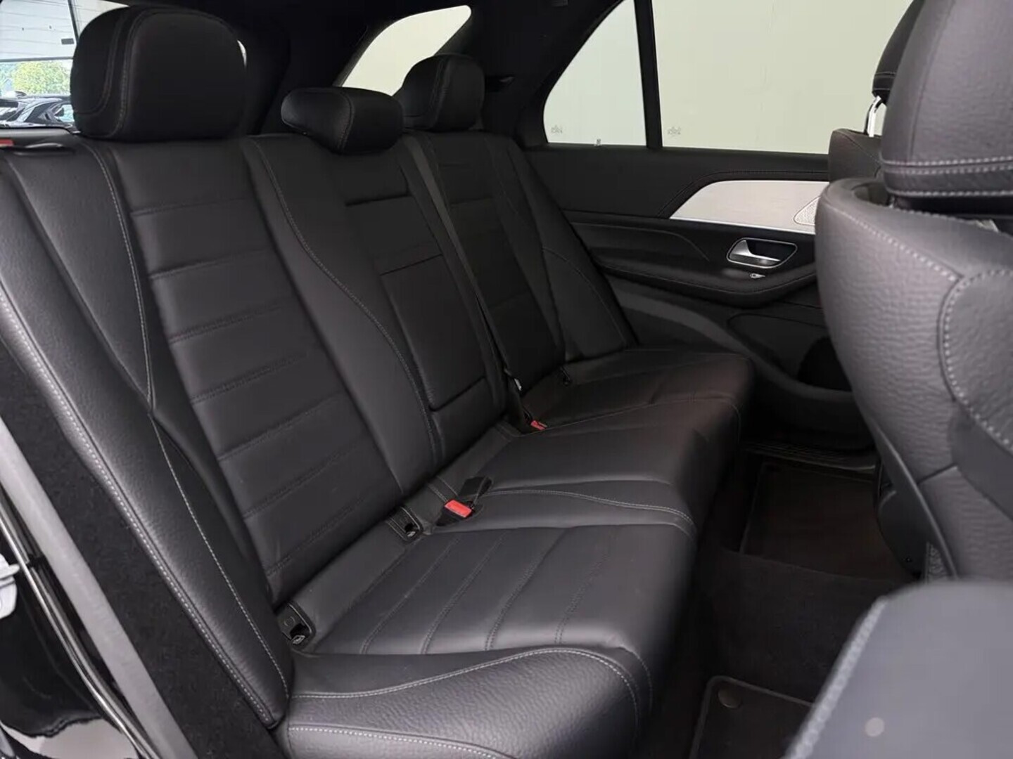 MERCEDES-BENZ GLE 10