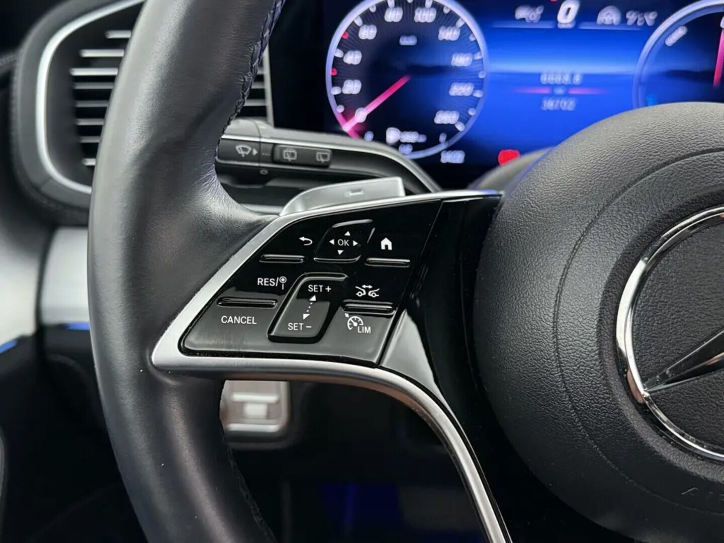 MERCEDES-BENZ GLE 18