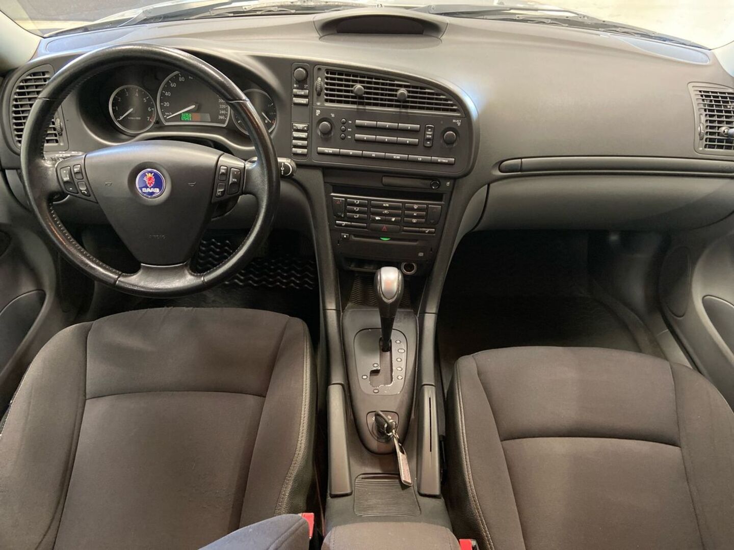 SAAB 9-3 2005