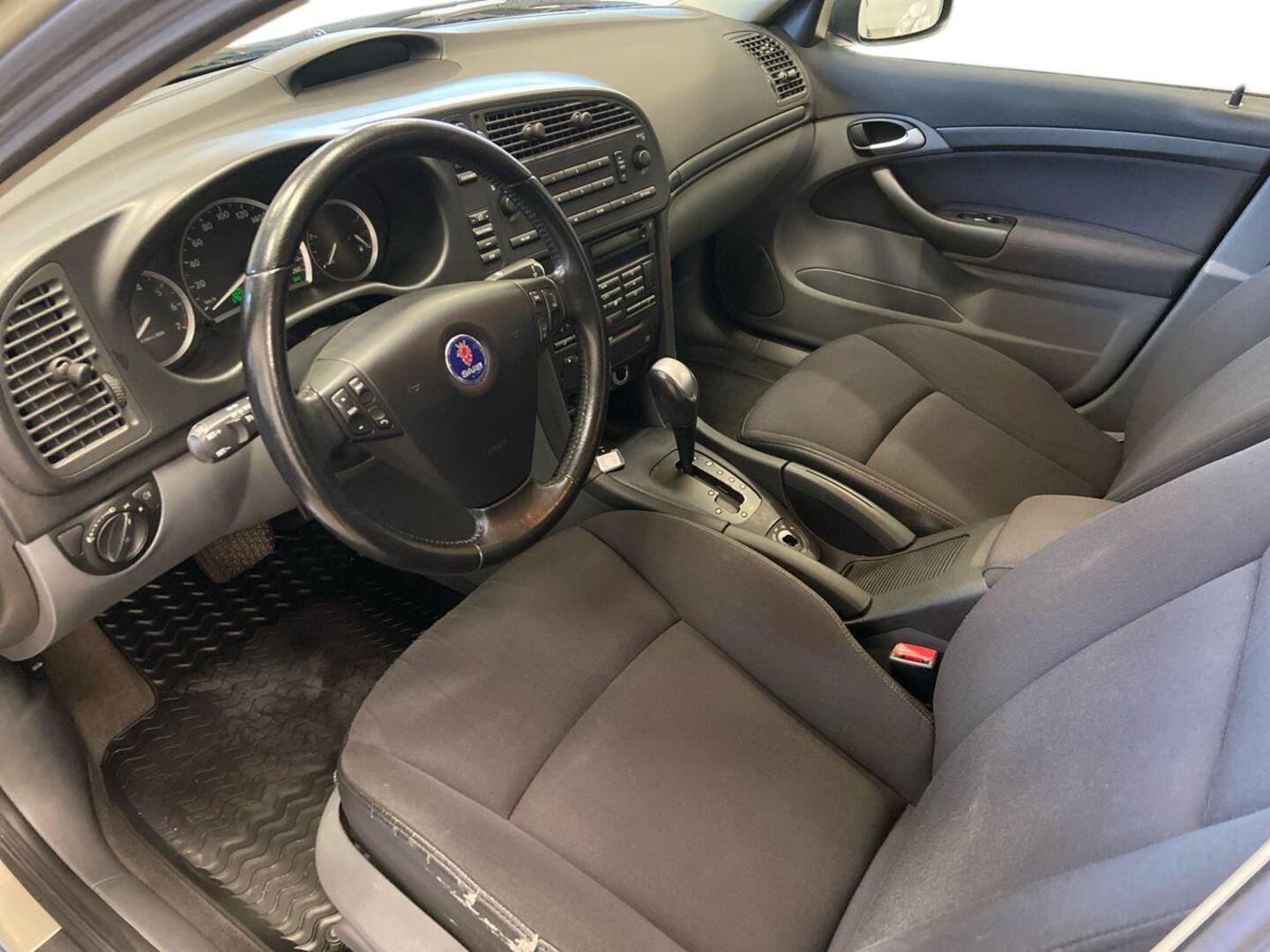 SAAB 9-3 2005