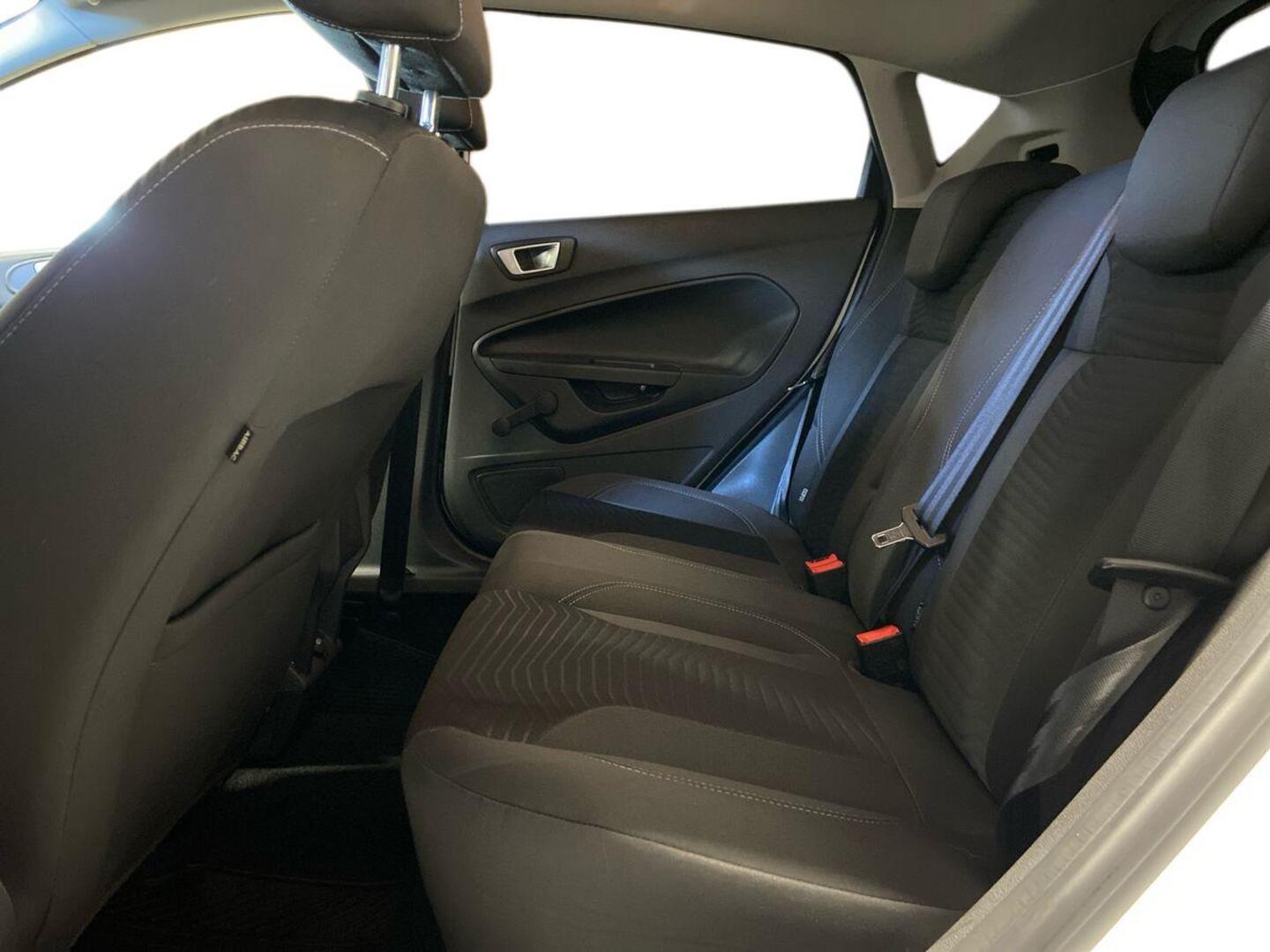 FORD Fiesta 10