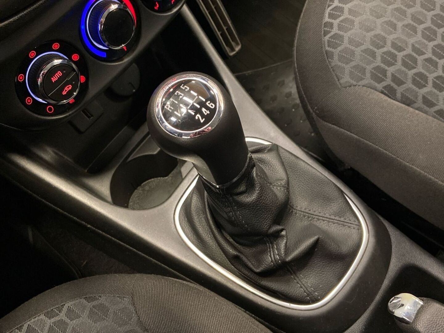 OPEL Corsa 27