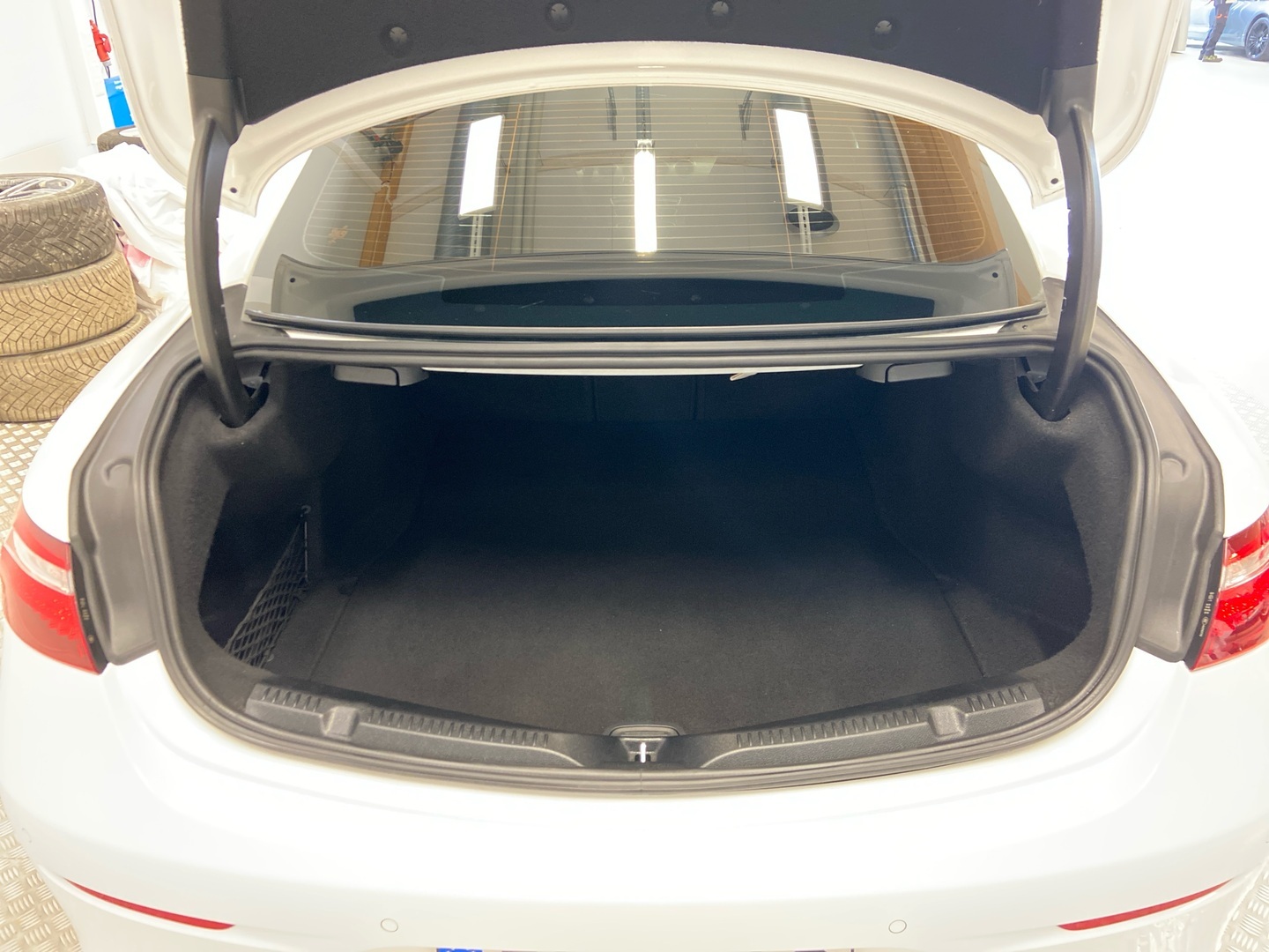 MERCEDES-BENZ E 2017