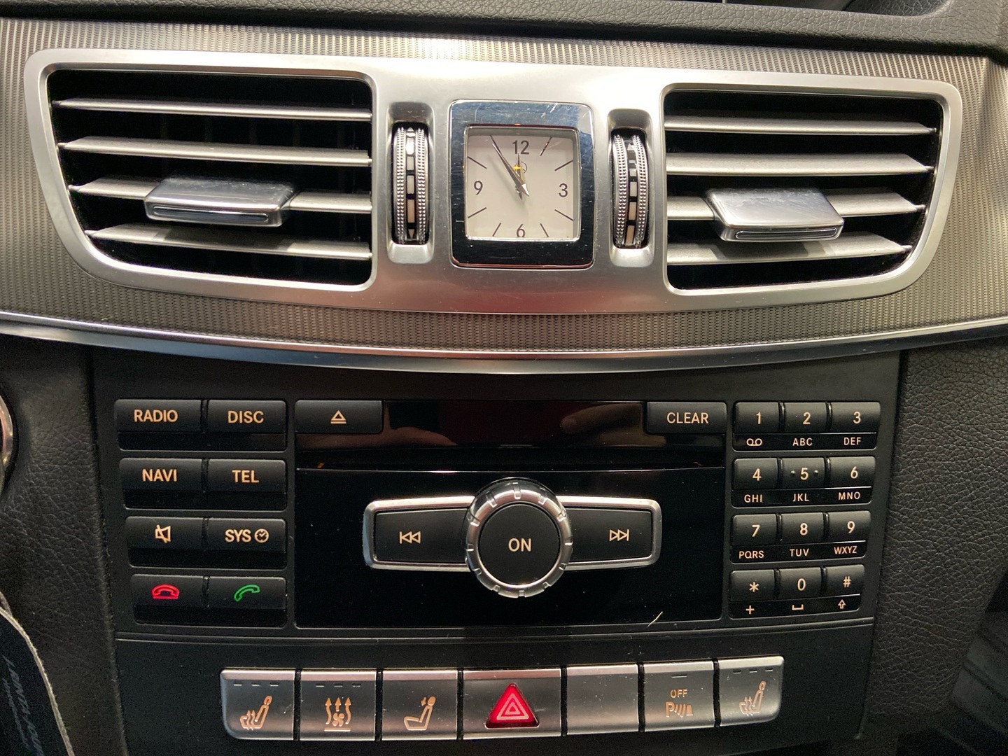 MERCEDES-BENZ E 2013