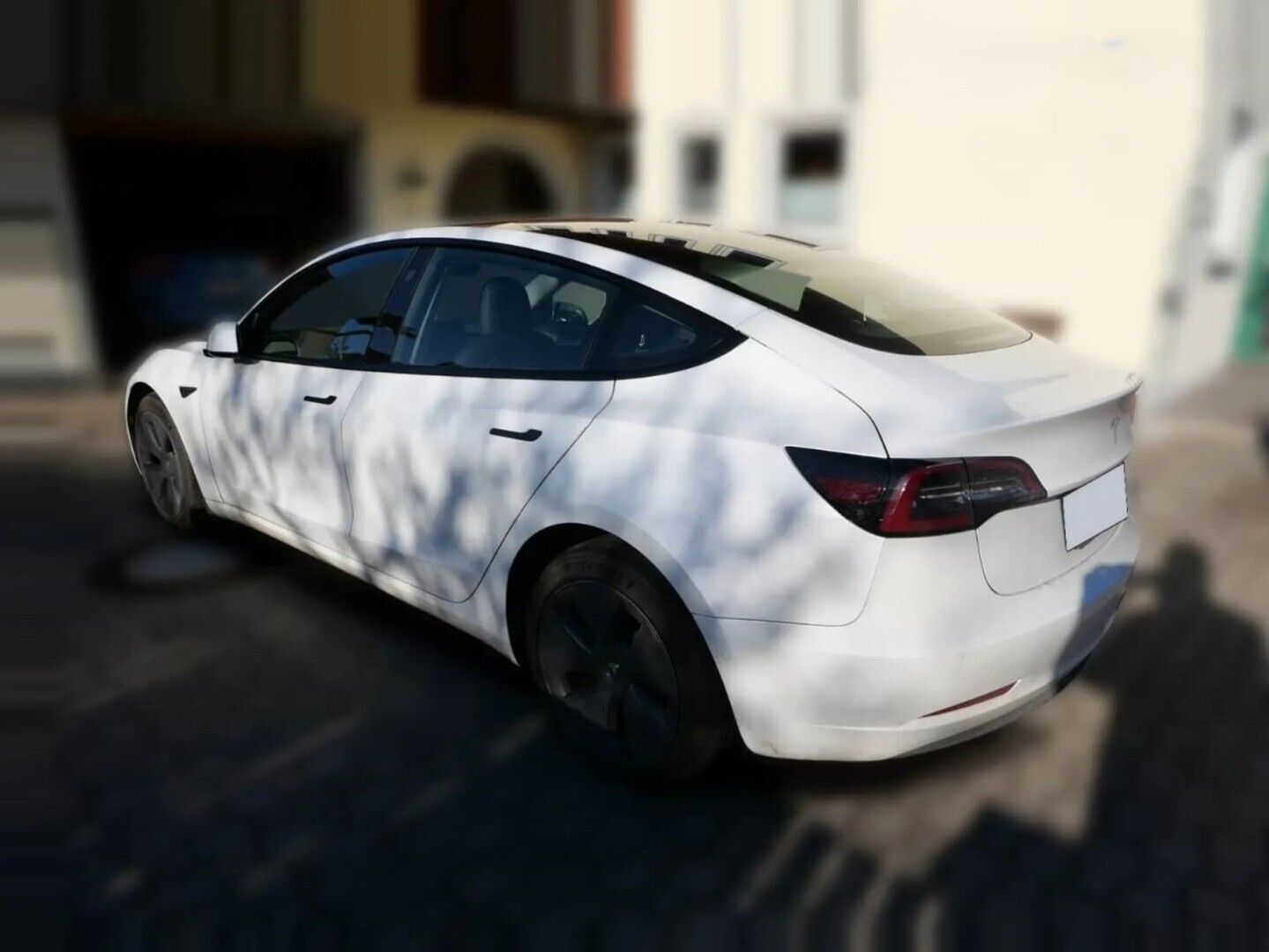 TESLA Model 3 2022