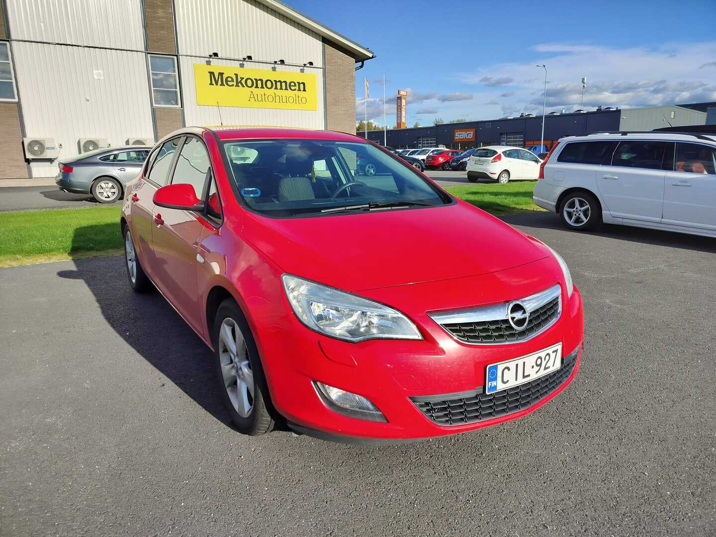 OPEL Astra 2011