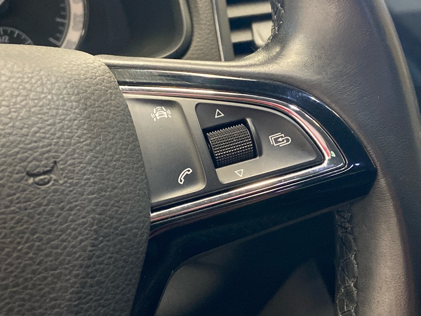 SKODA Karoq 2018