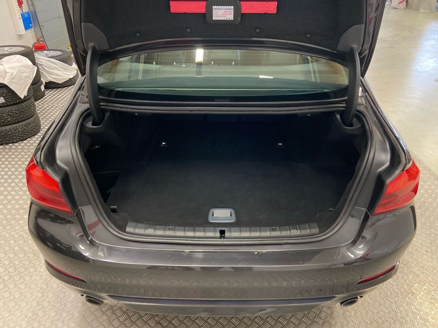 BMW 530 2019