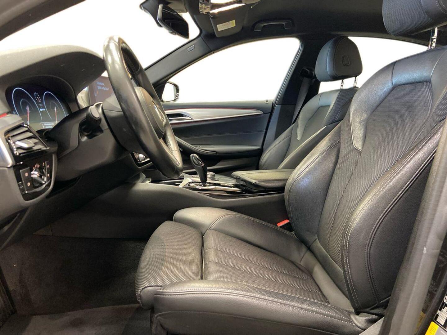 BMW 530 2019