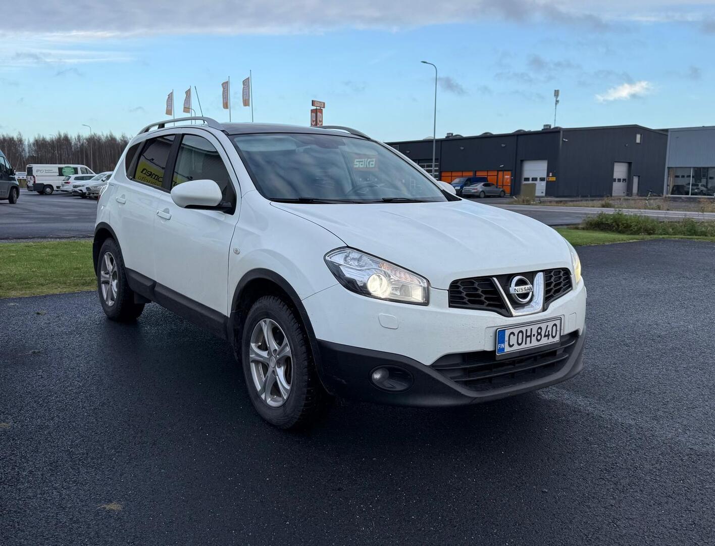 NISSAN Qashqai 2010