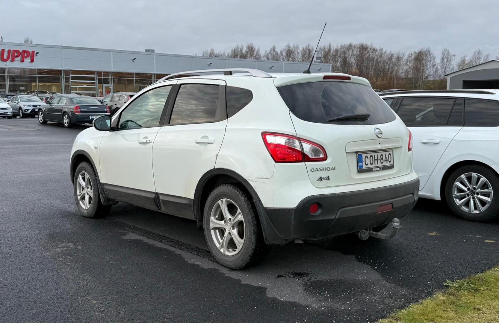 NISSAN Qashqai 2010