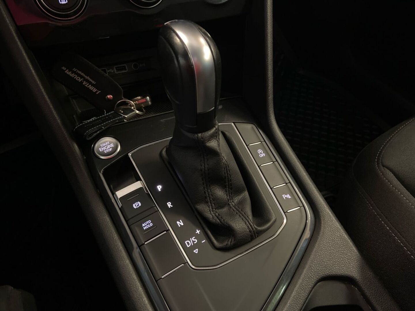 VOLKSWAGEN Tiguan 25
