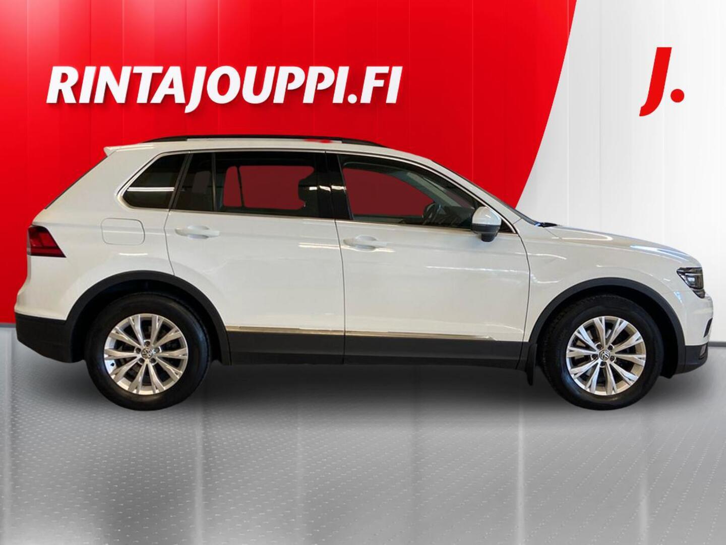 VOLKSWAGEN Tiguan 6