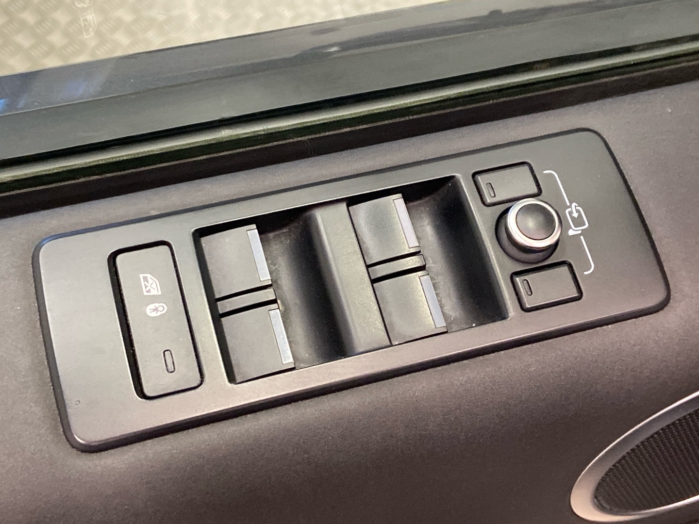 LAND ROVER Discovery 2017