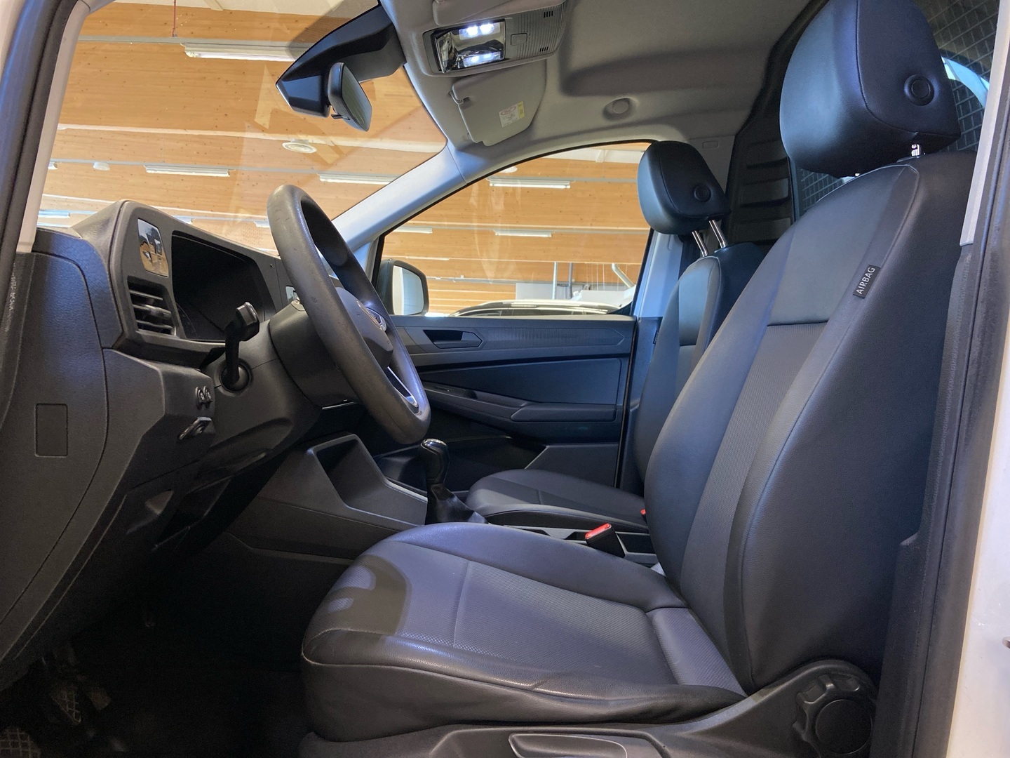 VOLKSWAGEN Caddy 2021