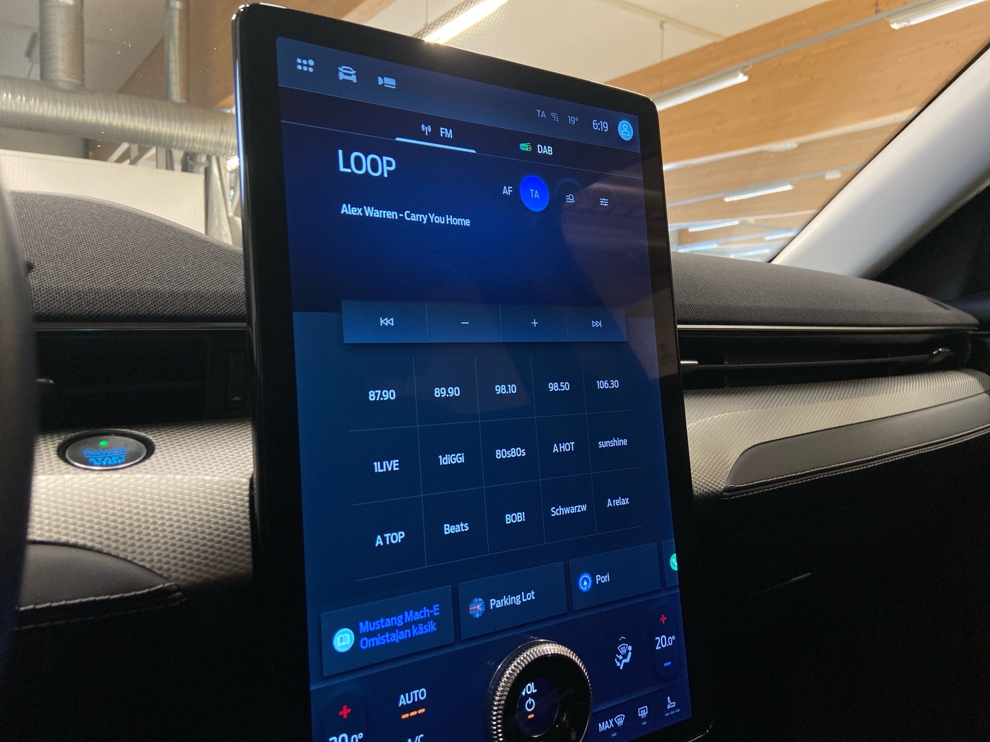 FORD MUSTANG MACH-E 2020