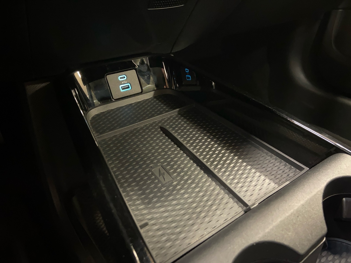 FORD MUSTANG MACH-E 2020