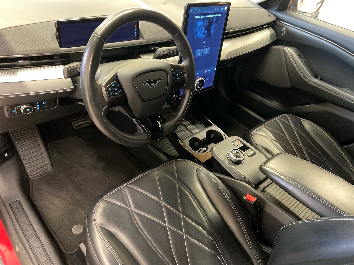 FORD MUSTANG MACH-E 2020