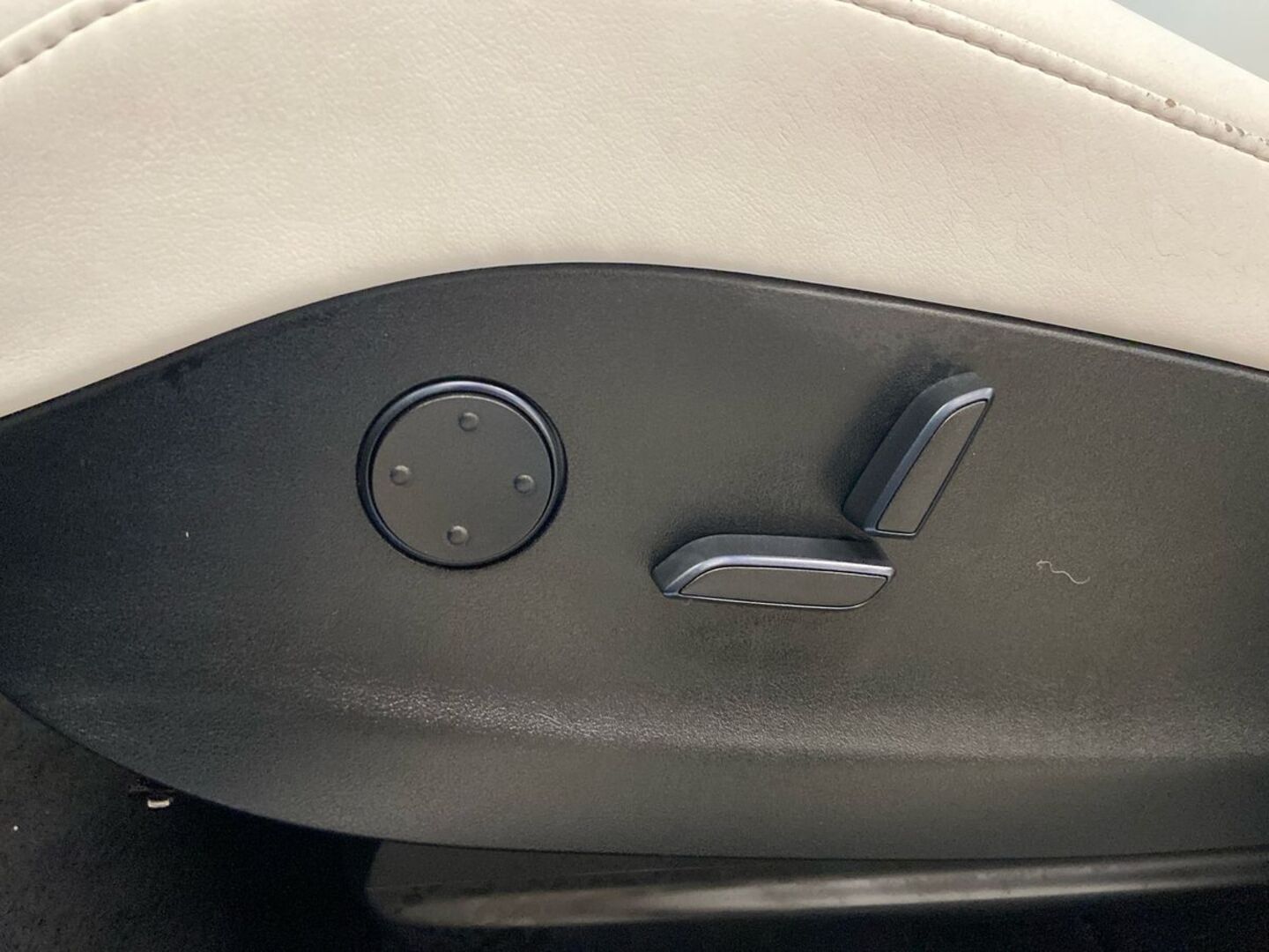TESLA Model X 2018