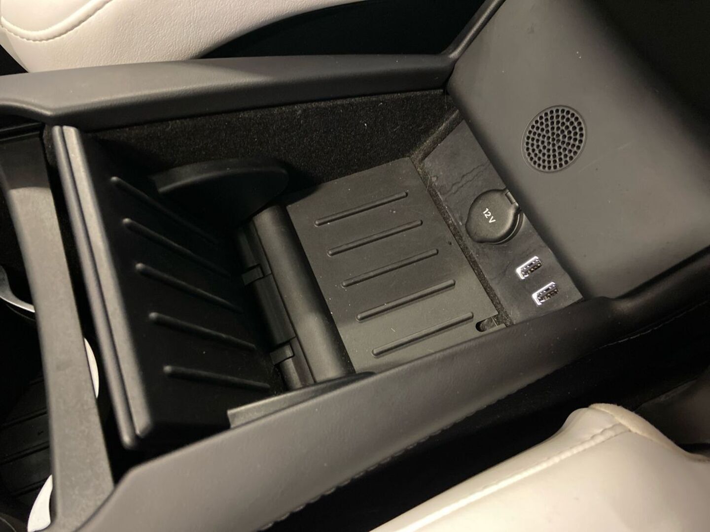 TESLA Model X 2018