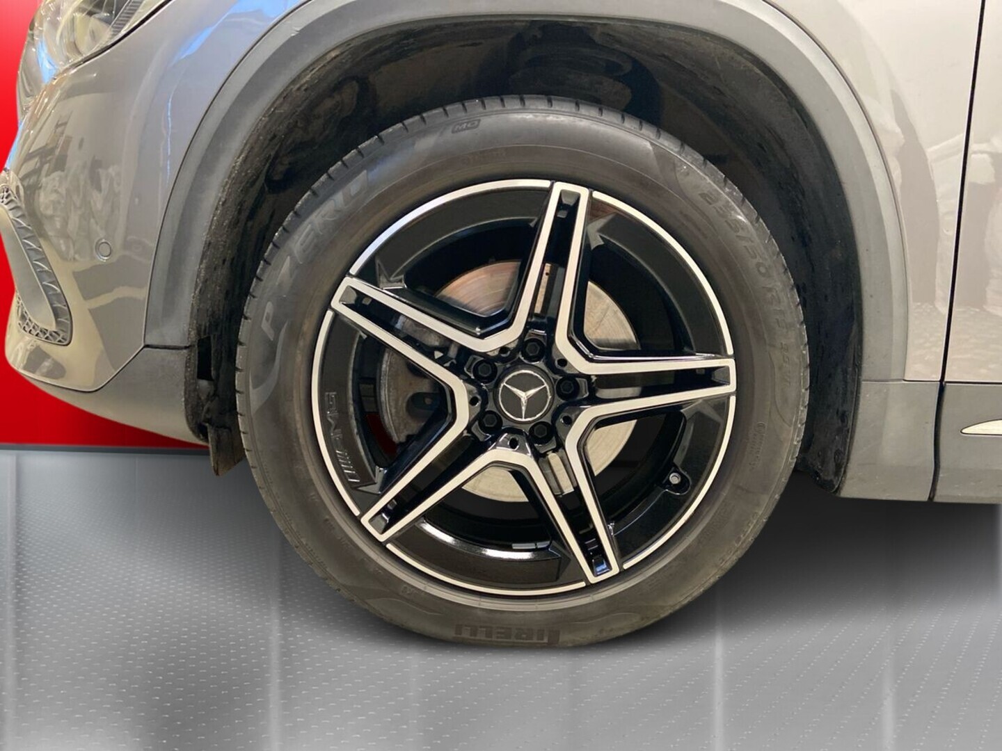 MERCEDES-BENZ GLA 2020
