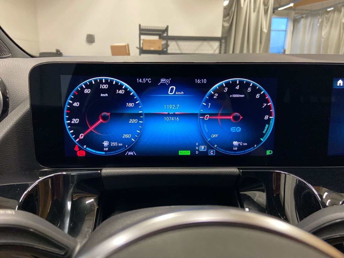 MERCEDES-BENZ GLA 2020