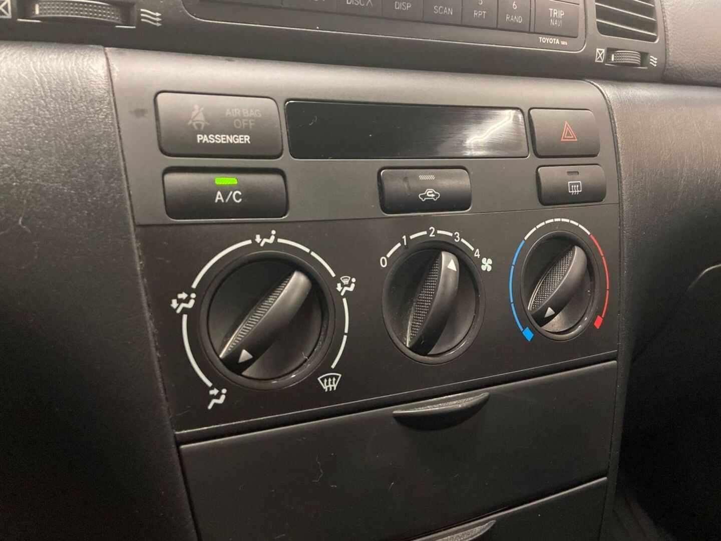 TOYOTA Corolla 2005