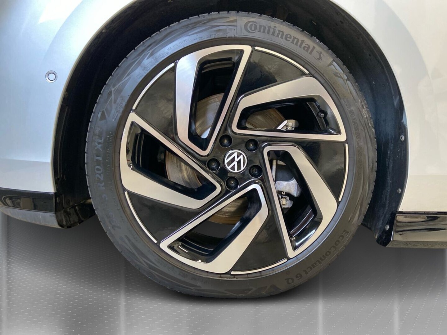 VOLKSWAGEN ID.7 13