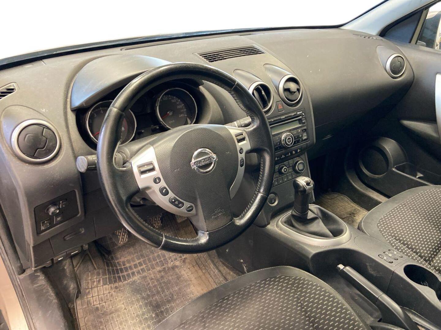 NISSAN Qashqai 2009