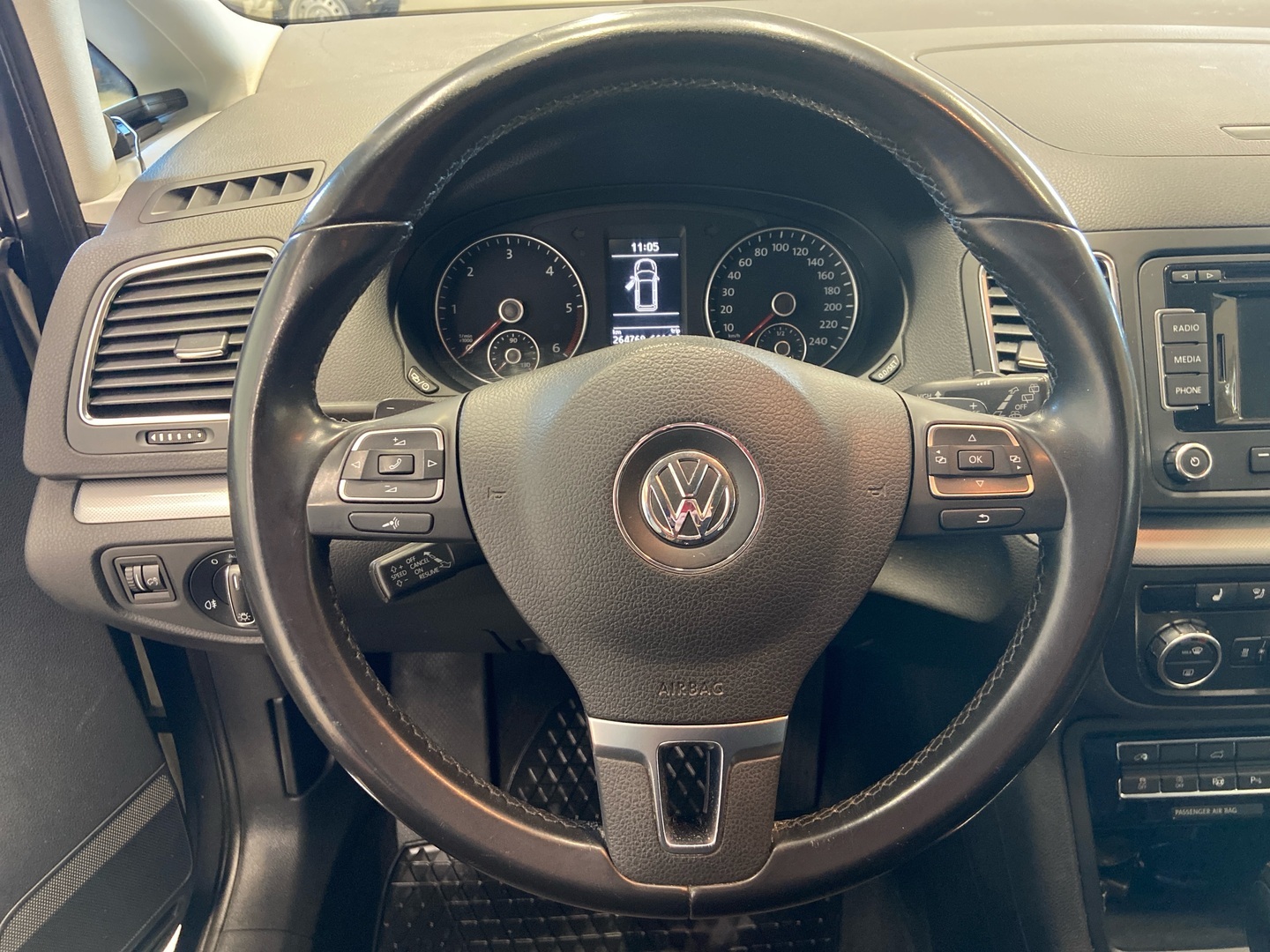VOLKSWAGEN Sharan 2014