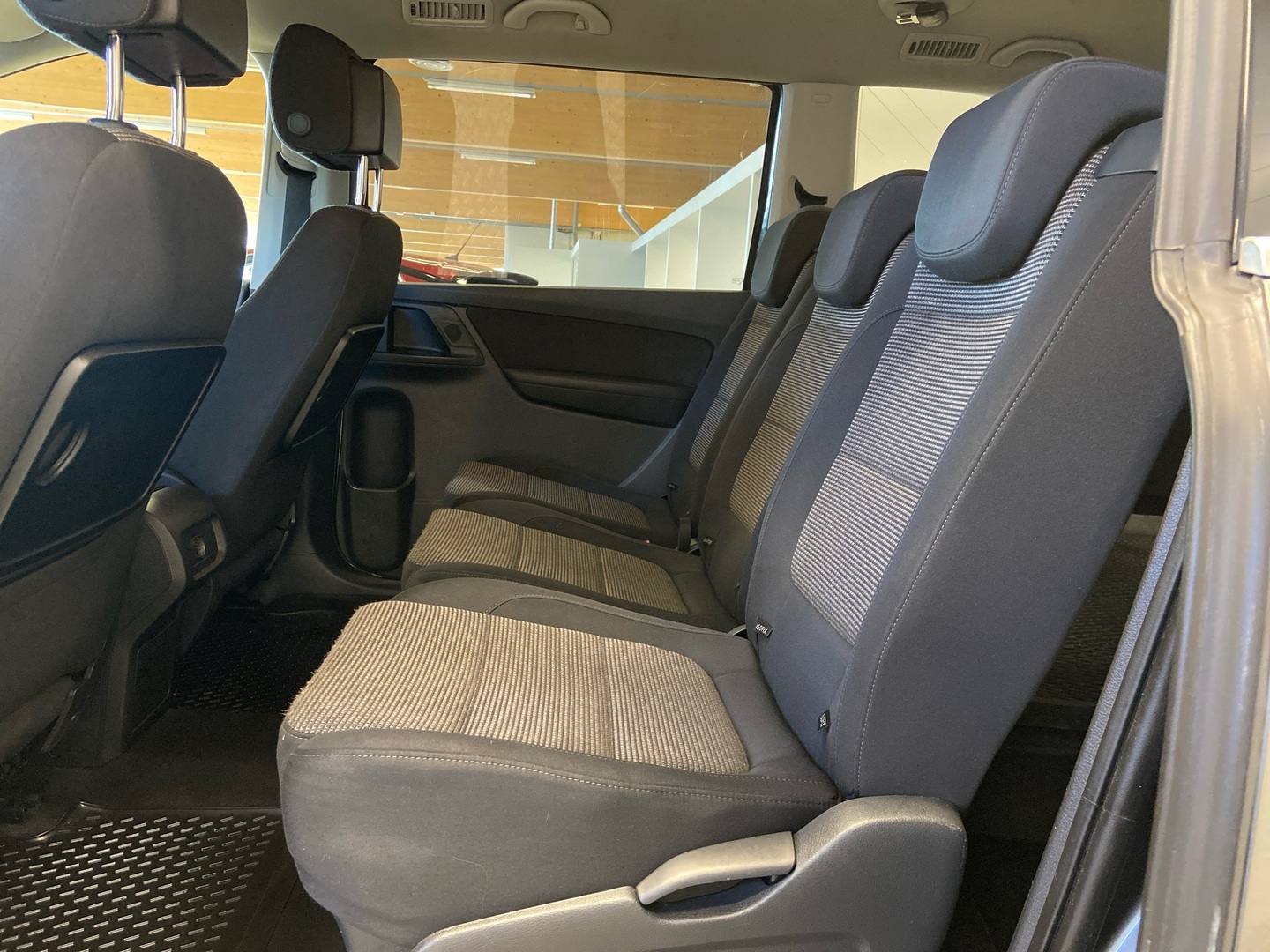 VOLKSWAGEN Sharan 2014