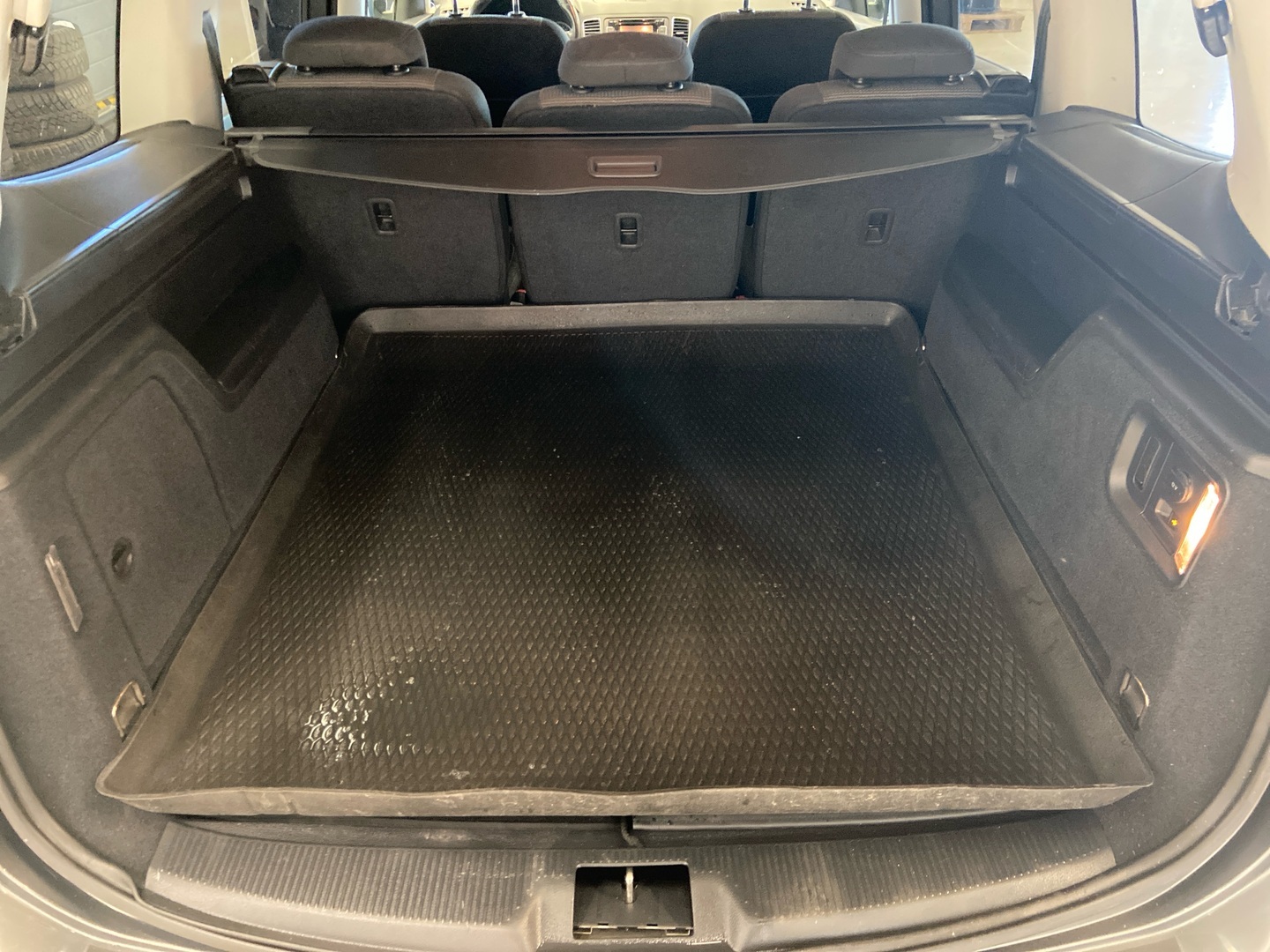 VOLKSWAGEN Sharan 2014