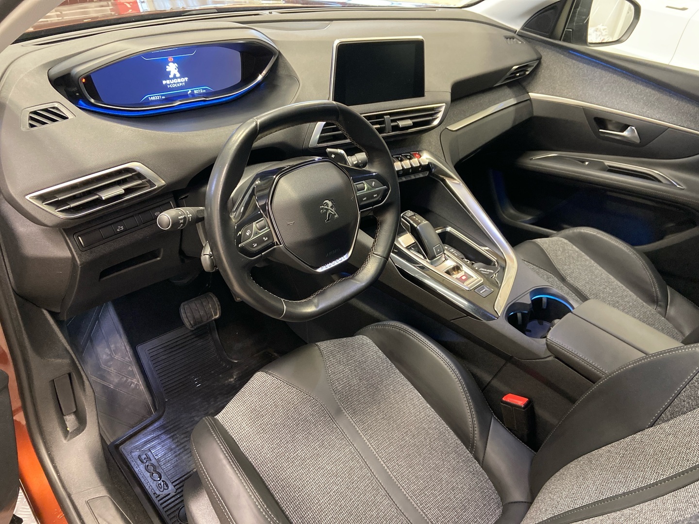 PEUGEOT 3008 2016